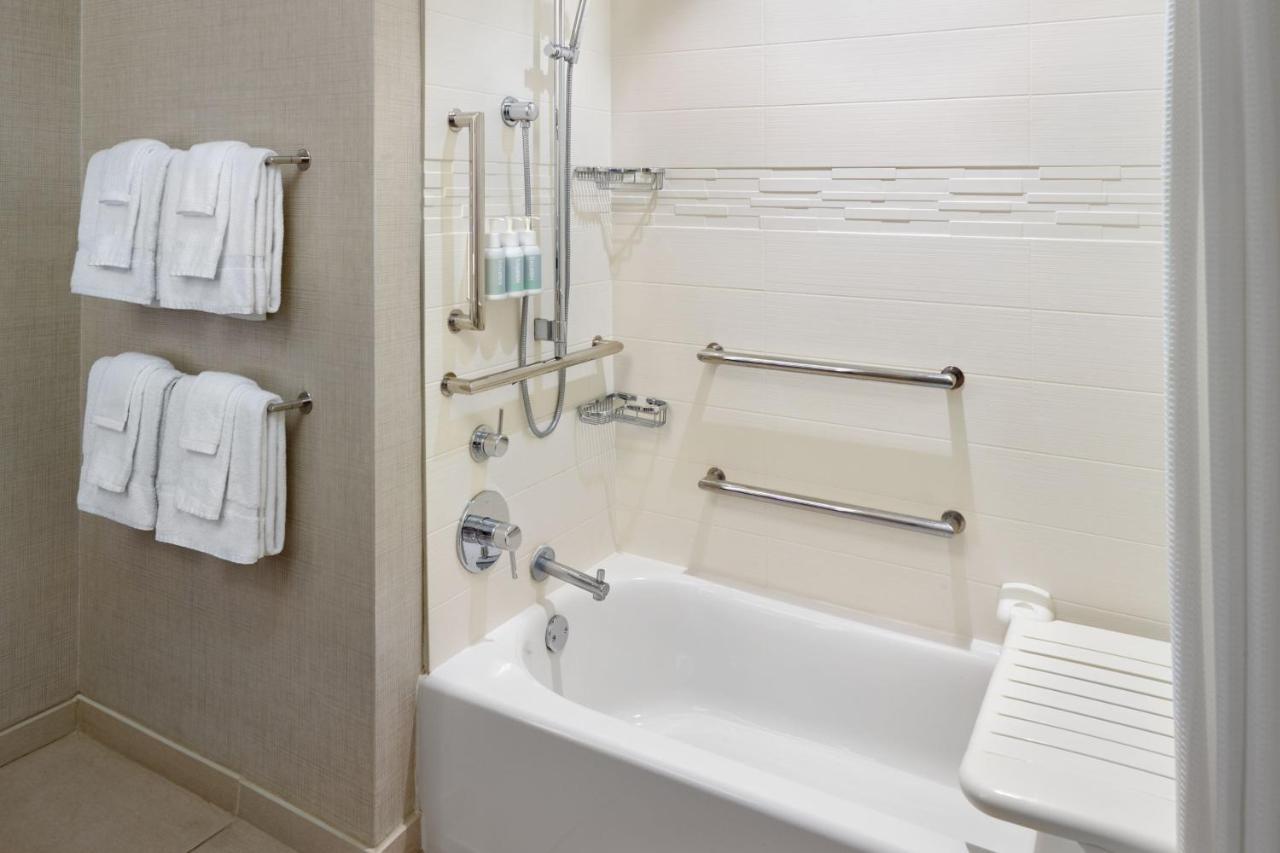Residence Inn By Marriott Orlando At Millenia Exterior photo